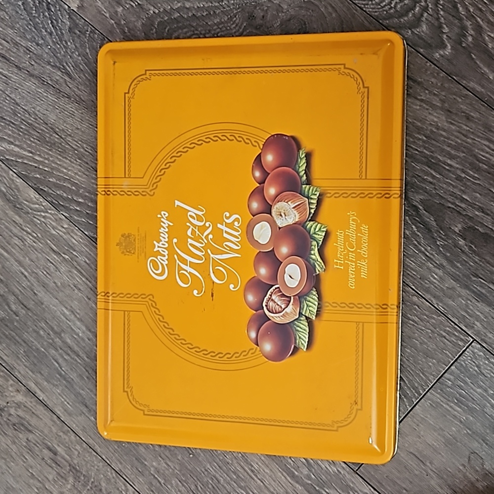 Cadbury Hazelnut Tin box